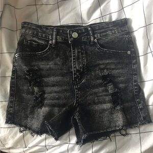 Black & gray distressed shorts